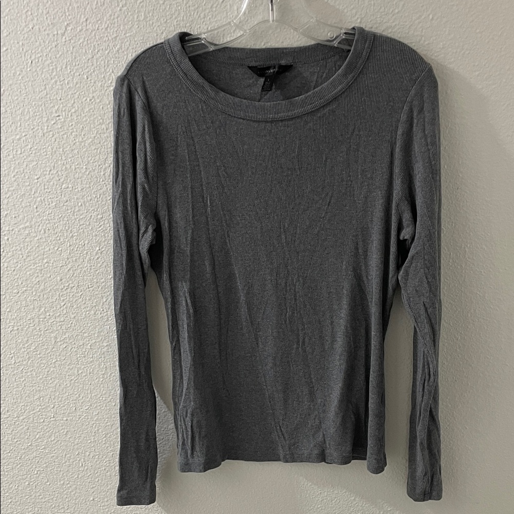 Women’s size large Banana Republic long sleeve t shirt